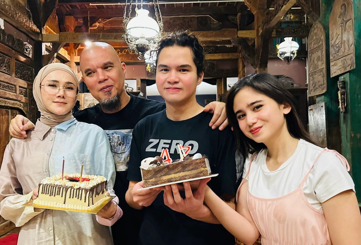 Dul Jaelani dan Mulan Jameela Ulang Tahun Bareng, Ahmad Dhani Unggah Foto Lawas Keduanya