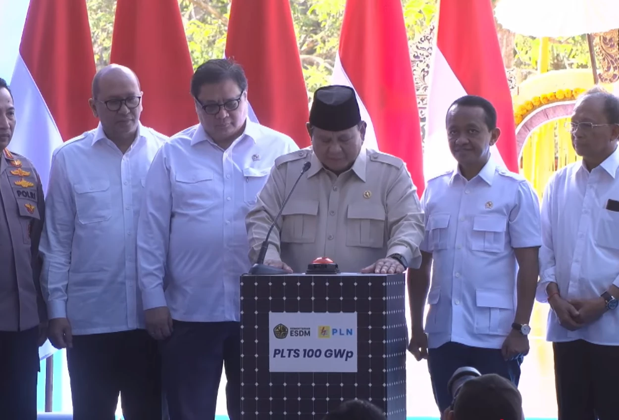 Groundbreaking PLTS 100 GWp, Prabowo Kita Tidak Boleh Impor Lagi Satu Barel pun Minyak