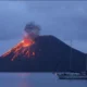 Gunung Anak Krakatau Erupsi 20 Kali dalam Sehari