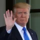 Jelang Kunjungan Trump, Pria Bersenjata Ditangkap di Lapangan Golf Miliknya