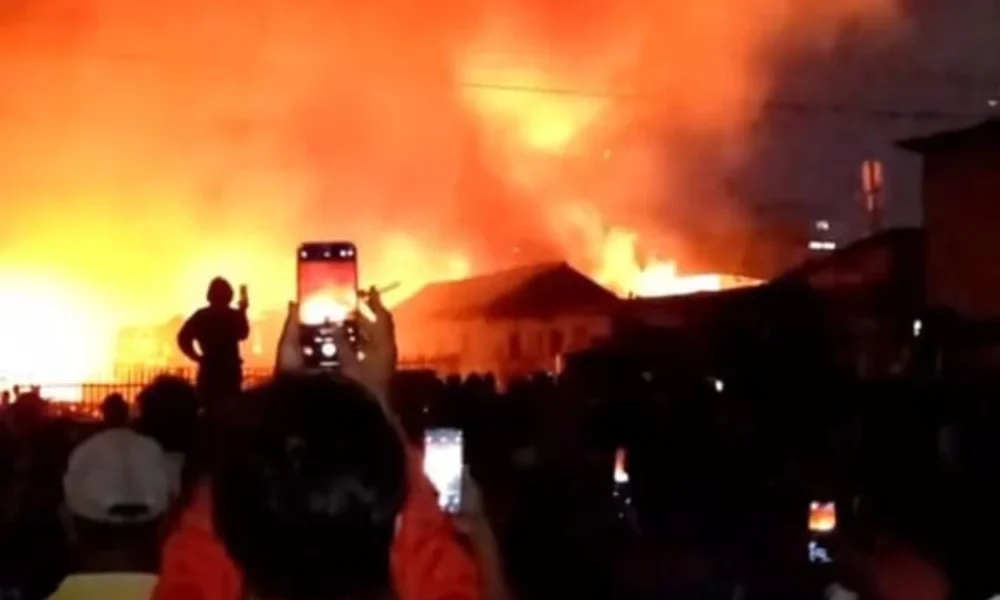 Kebakaran di Muara Angke, 60 Rumah Ludes Terbakar