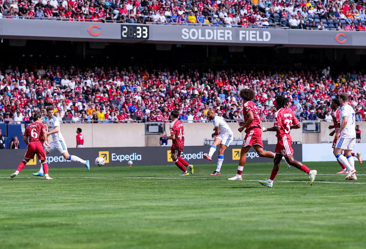 Liverpool vs Leeds 2 4 The Whites Pesta Gol usai Berhasil Comeback