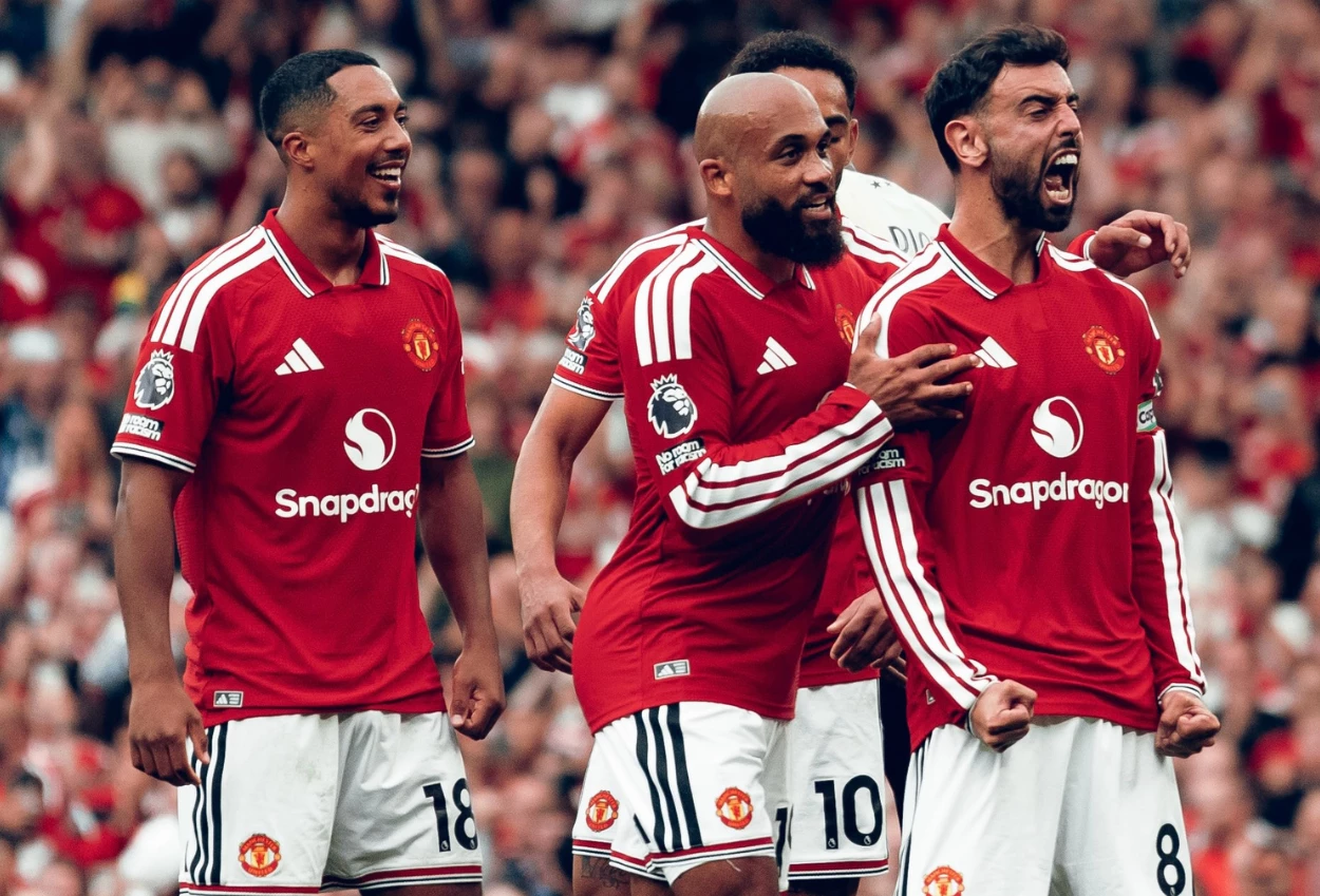 Man Utd vs Ipswich 5 2 Bruno Fernandes Hattrick, Setan Merah Bungkam The Tractor Boys