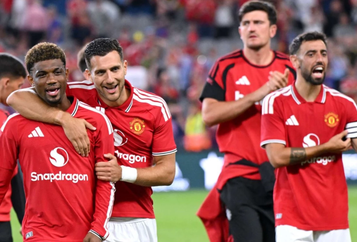 Man Utd vs Leeds 1 1 (5 4) Setan Merah Menang Dramatis lewat Adu Penalti