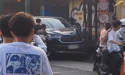 Pengemudi Mobil Innova Diamuk Massa usai Kabur dari Kecelakaan di Cipatat