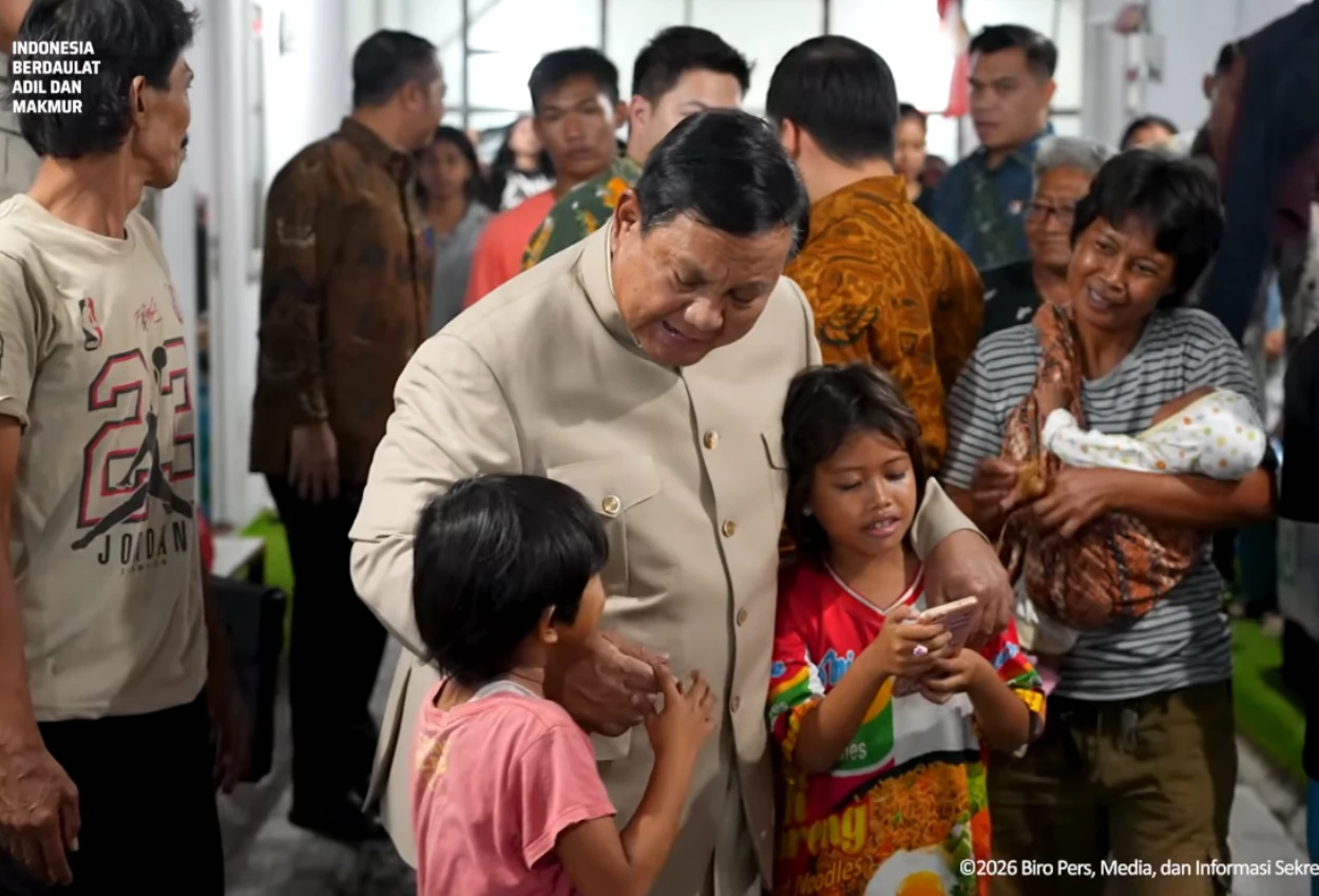 Prabowo Kunjungi Hunian Relokasi Senen, Cek Air hingga Kondisi Rumah