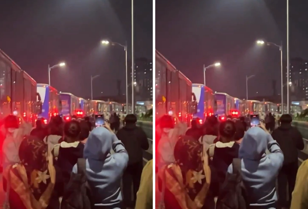 Transjakarta Jalur Langit Mogok Semalam, Penumpang Turun Jalan Kaki
