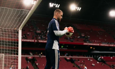 Ajax vs Willem II 5 1 Maarten Paes Akhirnya Starter Lagi, Langsung Duel dengan Nathan Tjoe A On