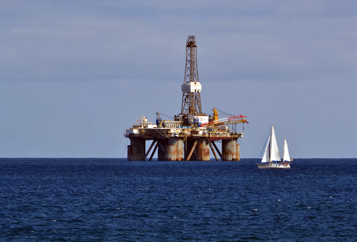 Harga Minyak Dunia Hari Ini 2 September 2026 Meroket Tinggi, Brent Sentuh Level 95 Dolar per Barel