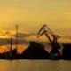 Harga Minyak Dunia Hari Ini 22 September 2026 Ambruk, Brent Dekati 100 Dolar per Barel