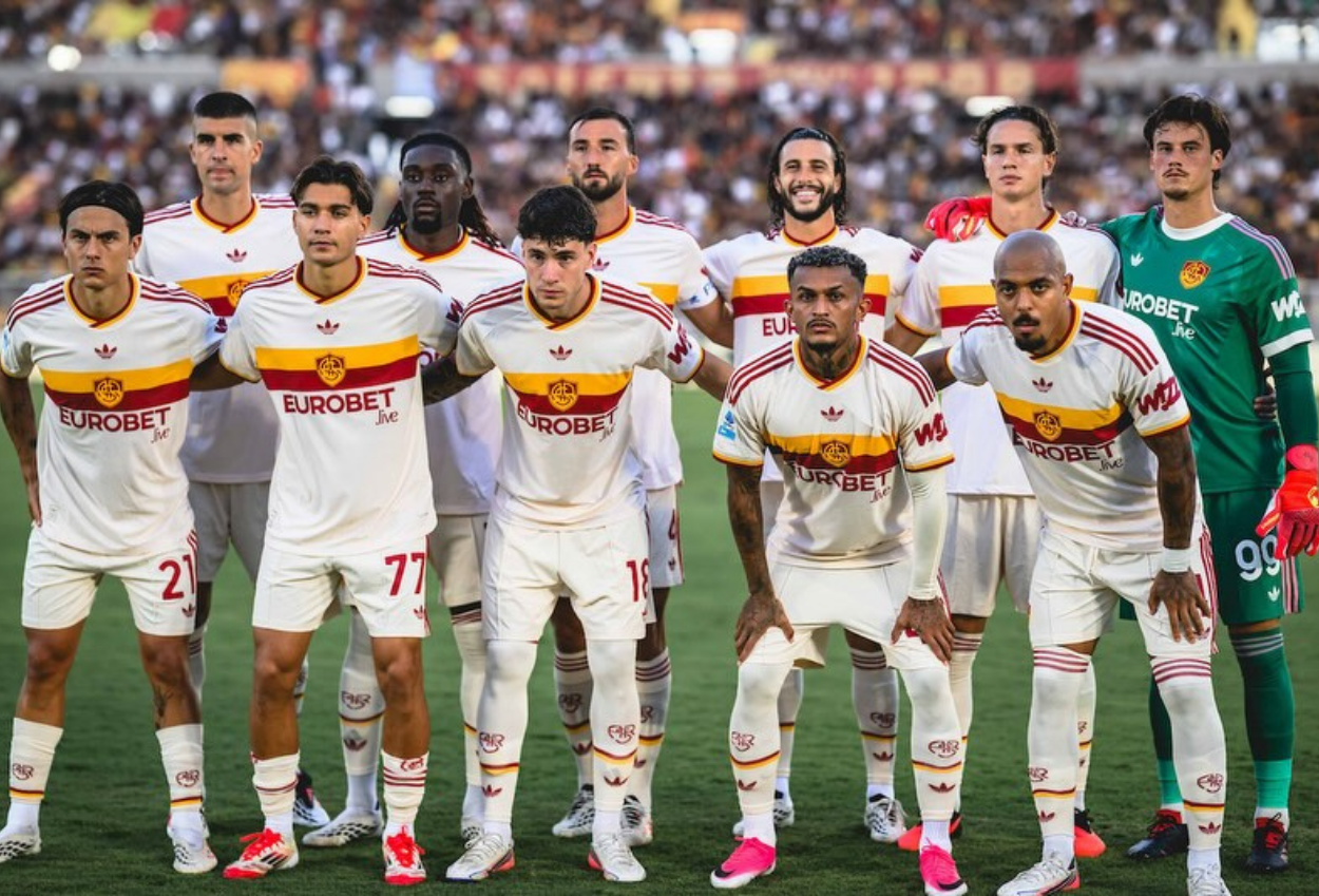 Lecce vs Roma 0 4 Malen Brace, I Lupi Naik ke Puncak Klasemen