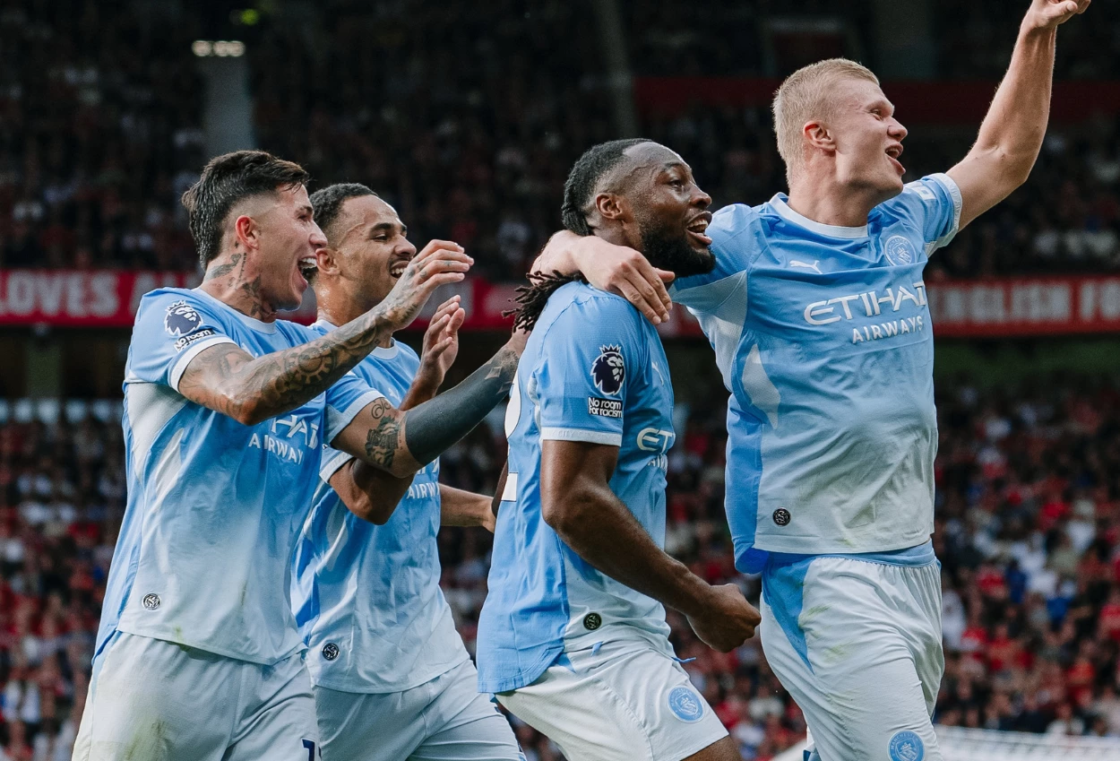 MU vs Man City 0 1 Bermain 10 Pemain, The Citizens Bungkam Setan Merah di Old Trafford