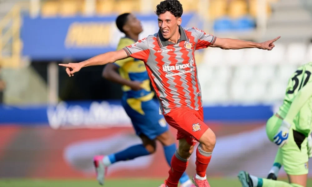 Parma vs Cremonese 0 2 Tuan Rumah Tumbang, Cremonese Lolos 16 Besar