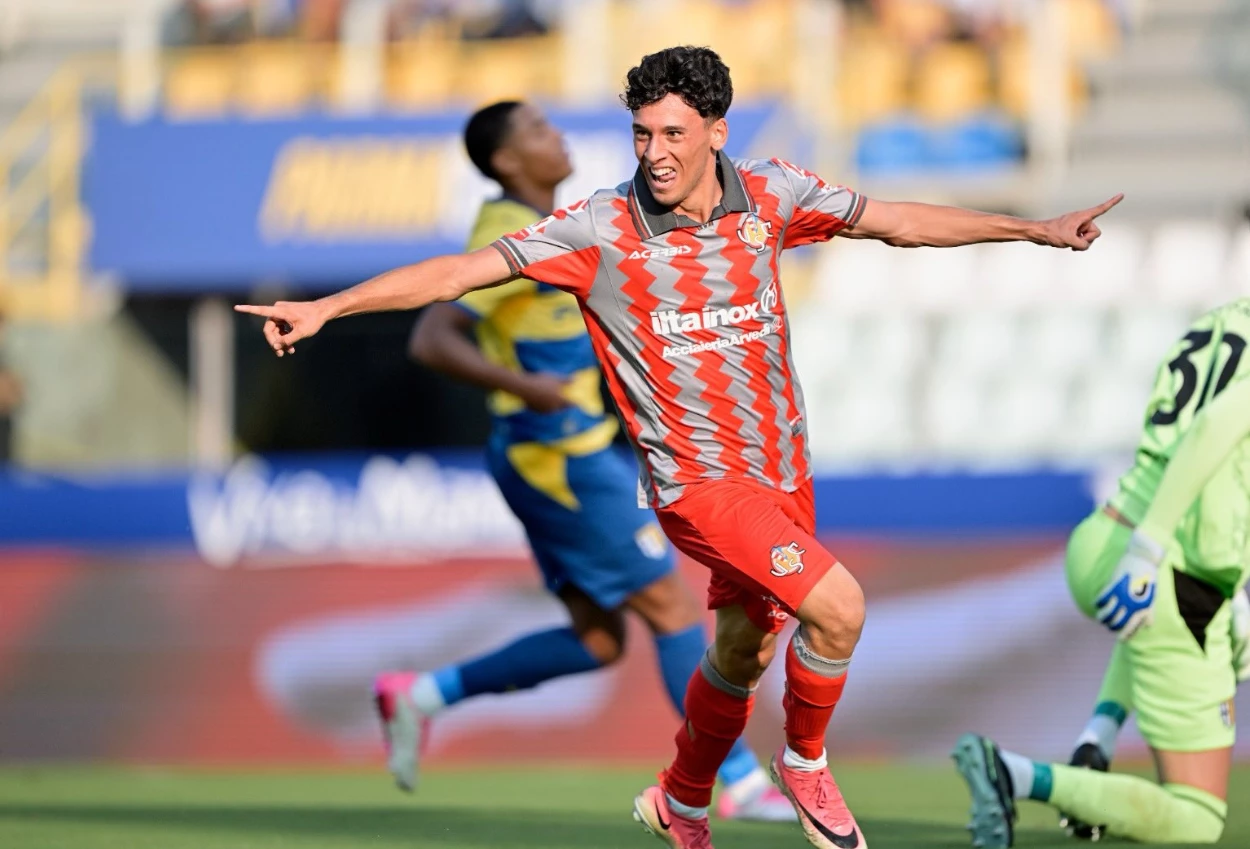 Parma vs Cremonese 0 2 Tuan Rumah Tumbang, Cremonese Lolos 16 Besar