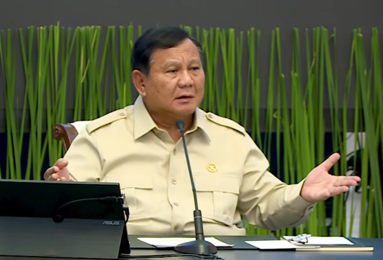 Prabowo Ada 8 Perda Izinkan Warga untuk Bakar Lahan 2 Hektare