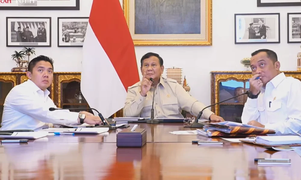 Prabowo Minta Kapolri Serahkan Data Korporasi yang Terlibat Karhutla Cabut Izinnya
