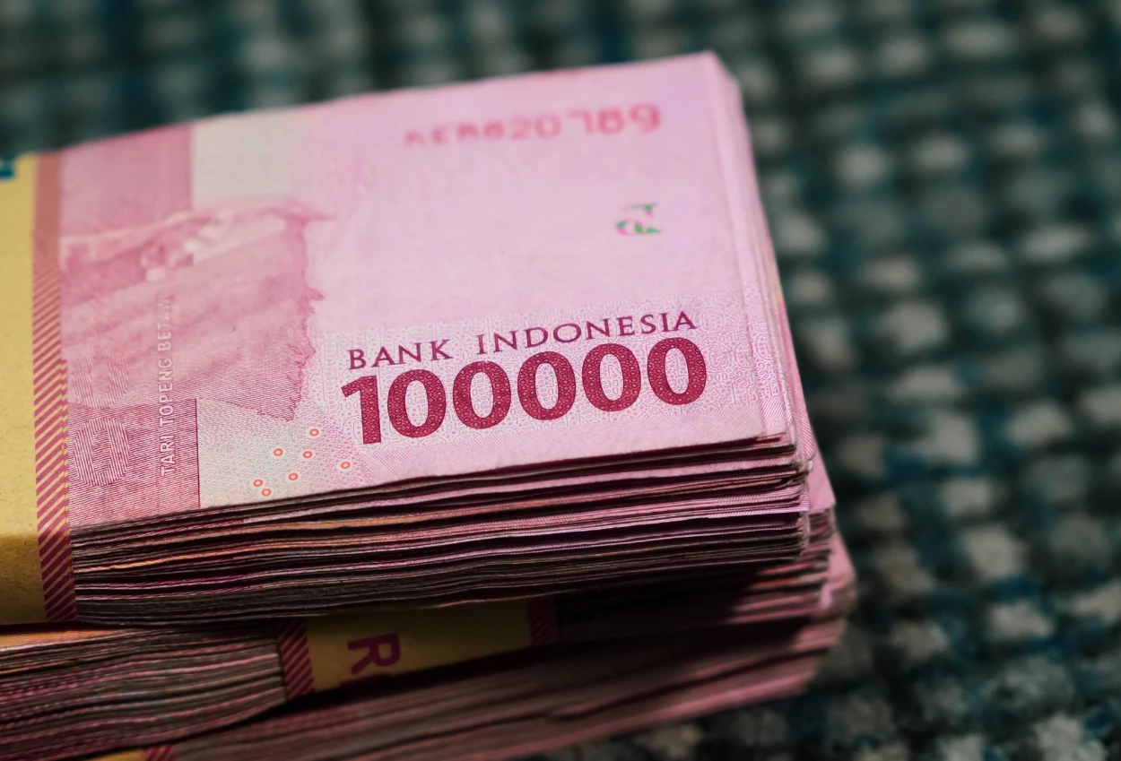 Rupiah Hari Ini 15 September 2026 Dibuka Menguat di Level Rp17.668 per Dolar