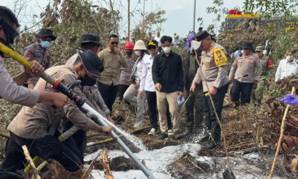 Tinjau Karhutla, Gibran Saya Mohon Maaf untuk Warga Kalimantan