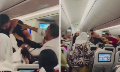 Viral! Penumpang Baku Hantam di Pesawat hingga Kausnya Robek