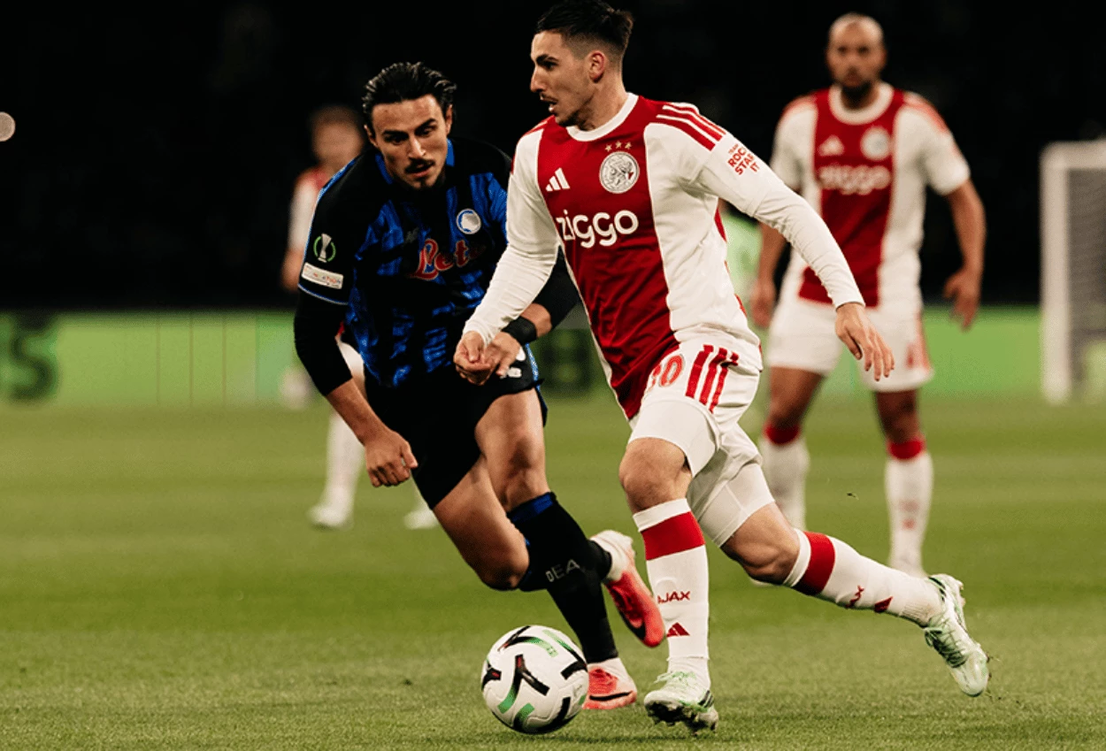 Ajax vs Atalanta 2 0 Maarten Paes Tak Dimainkan, Duduk di Bangku Cadangan
