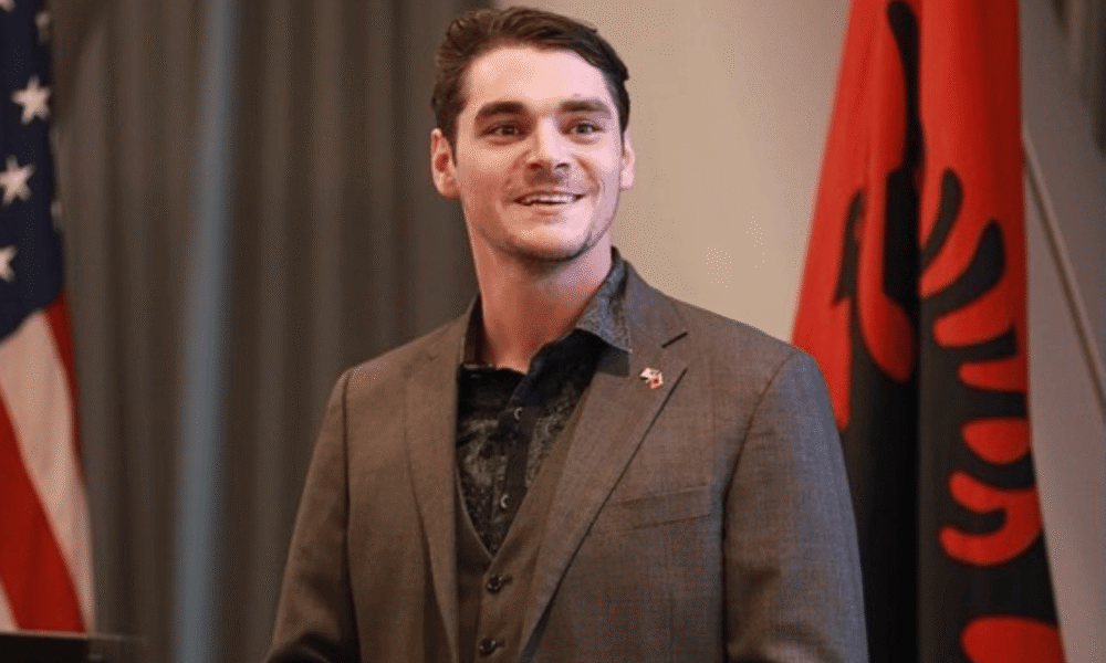 Aktor 'Breaking Bad', RJ Mitte Meninggal Dunia di Usia 34 Tahun