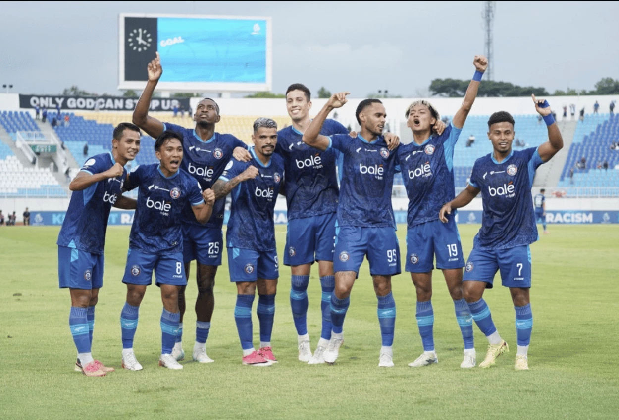 Arema FC vs Dewa United 4 0 Singo Edan Beri Kekalahan Perdana untuk Dewa United