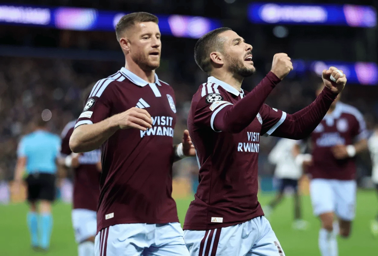 Aston Villa vs Viking 3 1 The Villans Sapu Bersih Tiga Laga, Tempel PSG di Puncak