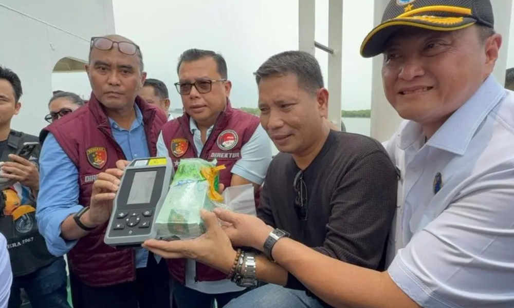 BNN Bersama Tim Gabungan Gagalkan Penyeludupan 1 Ton Narkotika, Tangkap 7 WNI dan 1 WNA