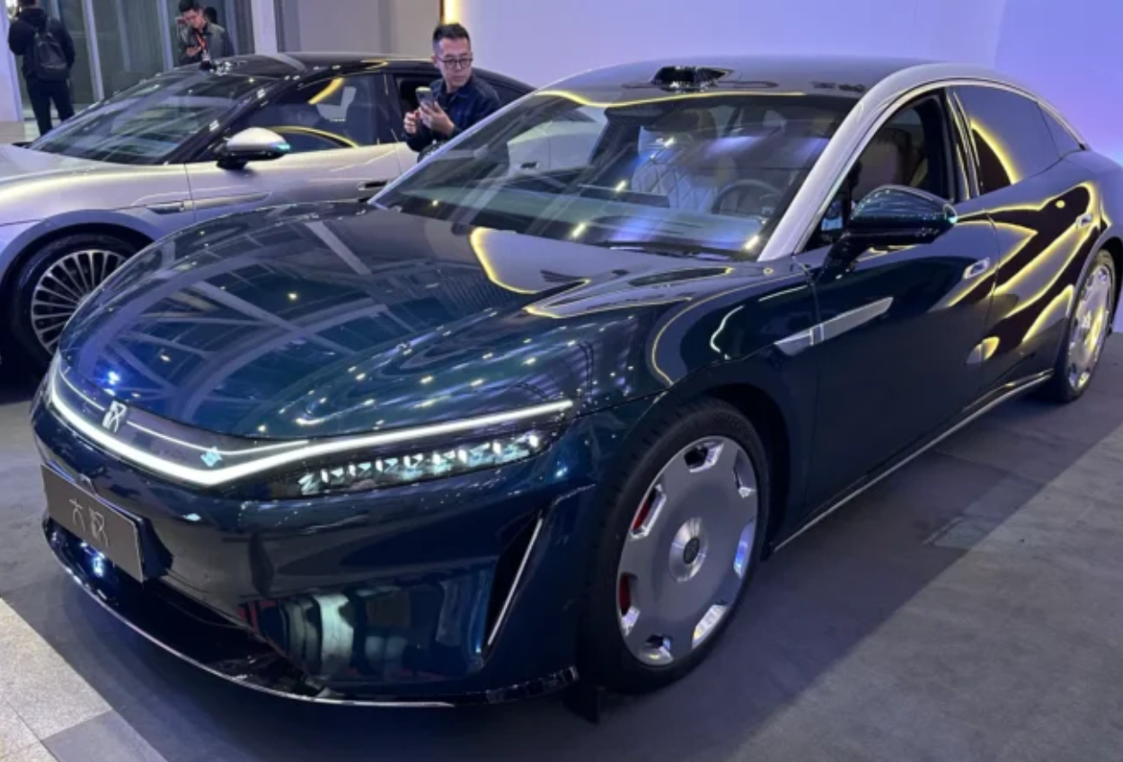 BYD Da Han EV Resmi Meluncur, Jarak Tempuh 1.008 Km dan Ngecas Cuma 9 Menit