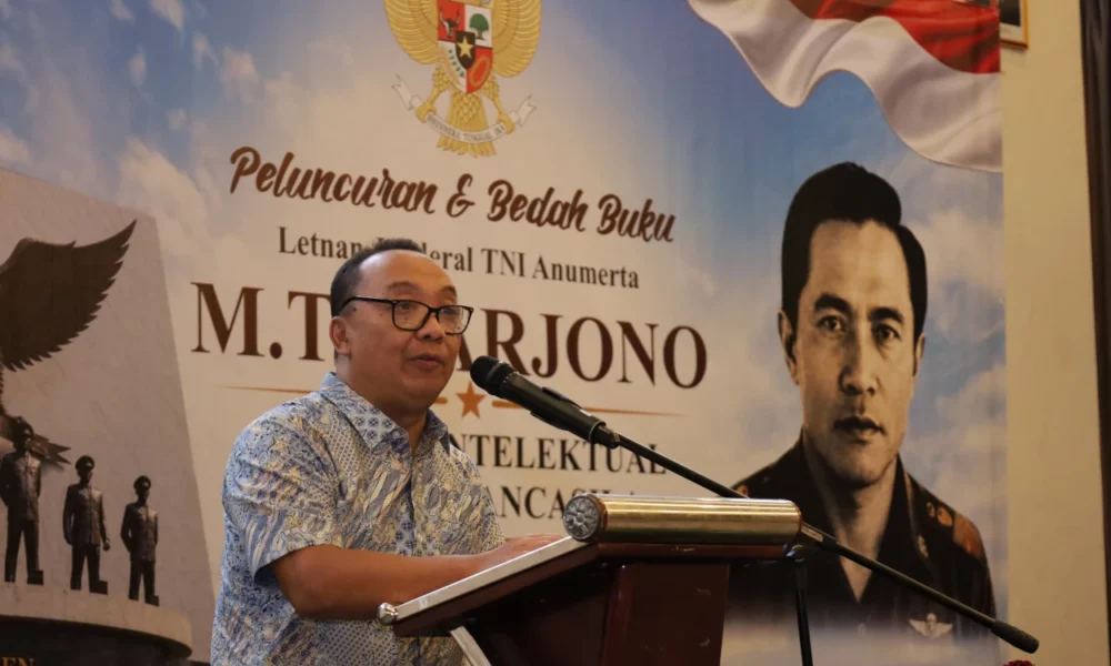 Dibalik Rilis Buku M.T. Harjono Andry Hariana Bagikan Kisah Perjalanan Penulisan, Bertemu Keluarga hingga Sejarawan