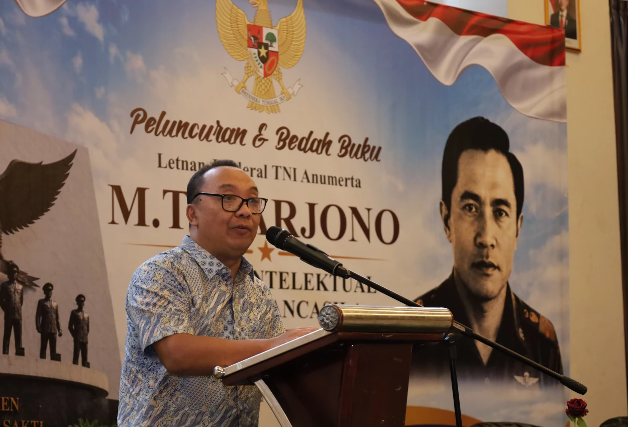 Dibalik Rilis Buku M.T. Harjono Andry Hariana Bagikan Kisah Perjalanan Penulisan, Bertemu Keluarga hingga Sejarawan