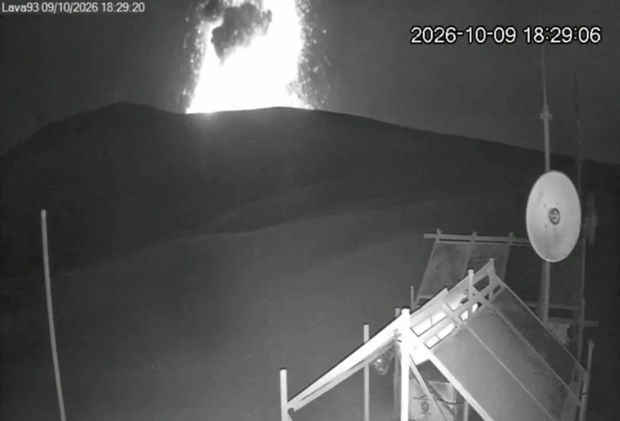Erupsi Berulang, Status Gunung Anak Krakatau Naik dari Waspada jadi Level III Siaga