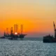 Harga Minyak Dunia Hari Ini 12 Oktober 2026 Turun usai Trump Sebut Rusia Ukraina Sepakat Damai