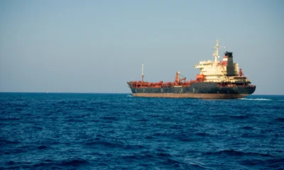 Harga Minyak Dunia Hari Ini 13 Oktober 2026 Brent Bertahan di Atas $106 per barel
