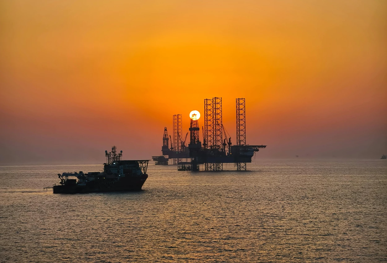 Harga Minyak Dunia Hari Ini 2 Oktober 2026 Naik, Kembali Sentuh Level 102 Dolar per Barel