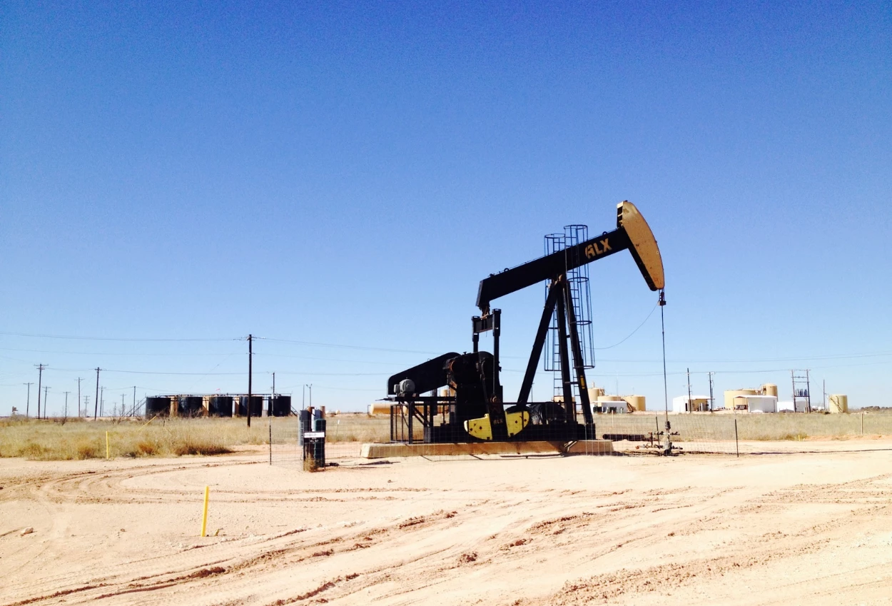 Harga Minyak Dunia Hari Ini 8 Oktober 2026 Rebound, Brent Tembus US$101 per Barel