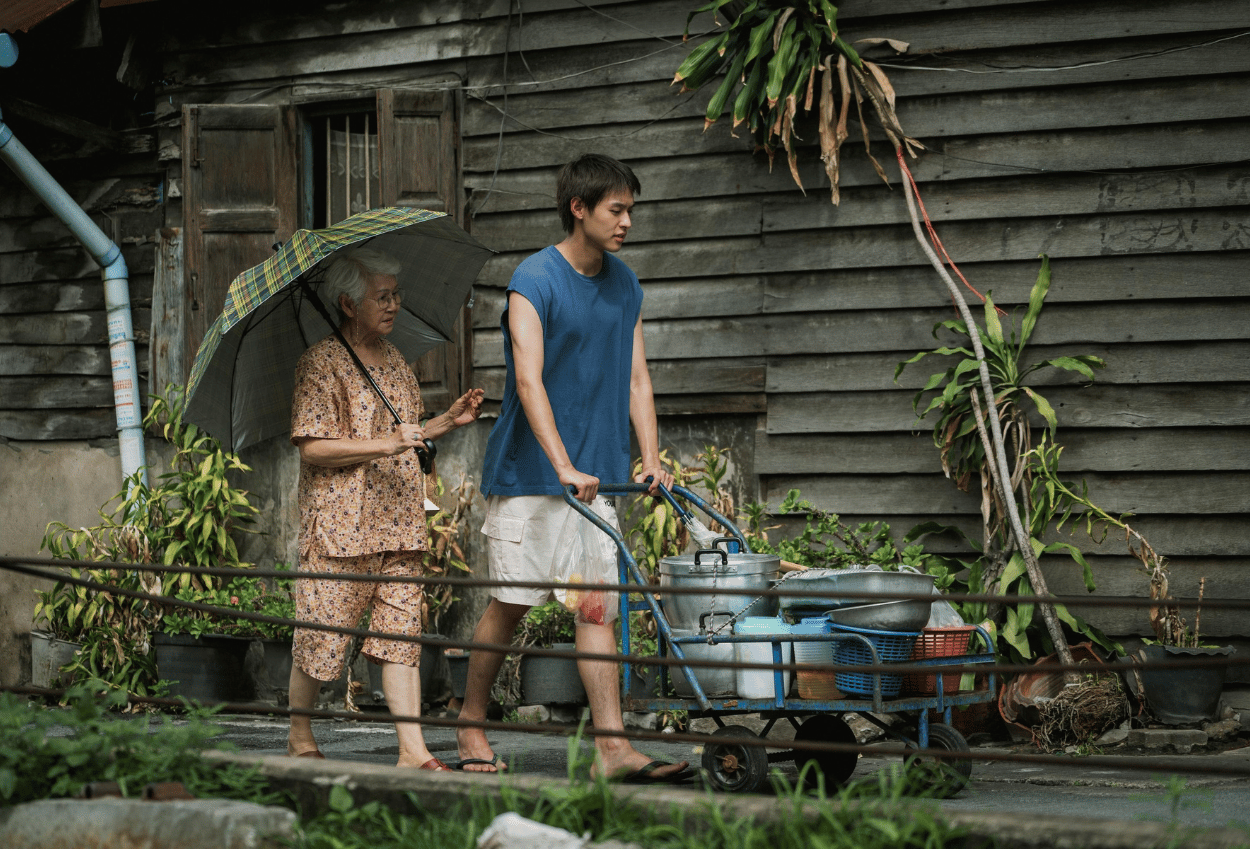 Film Thailand, How to Make Millions Before Grandma Die (2024)