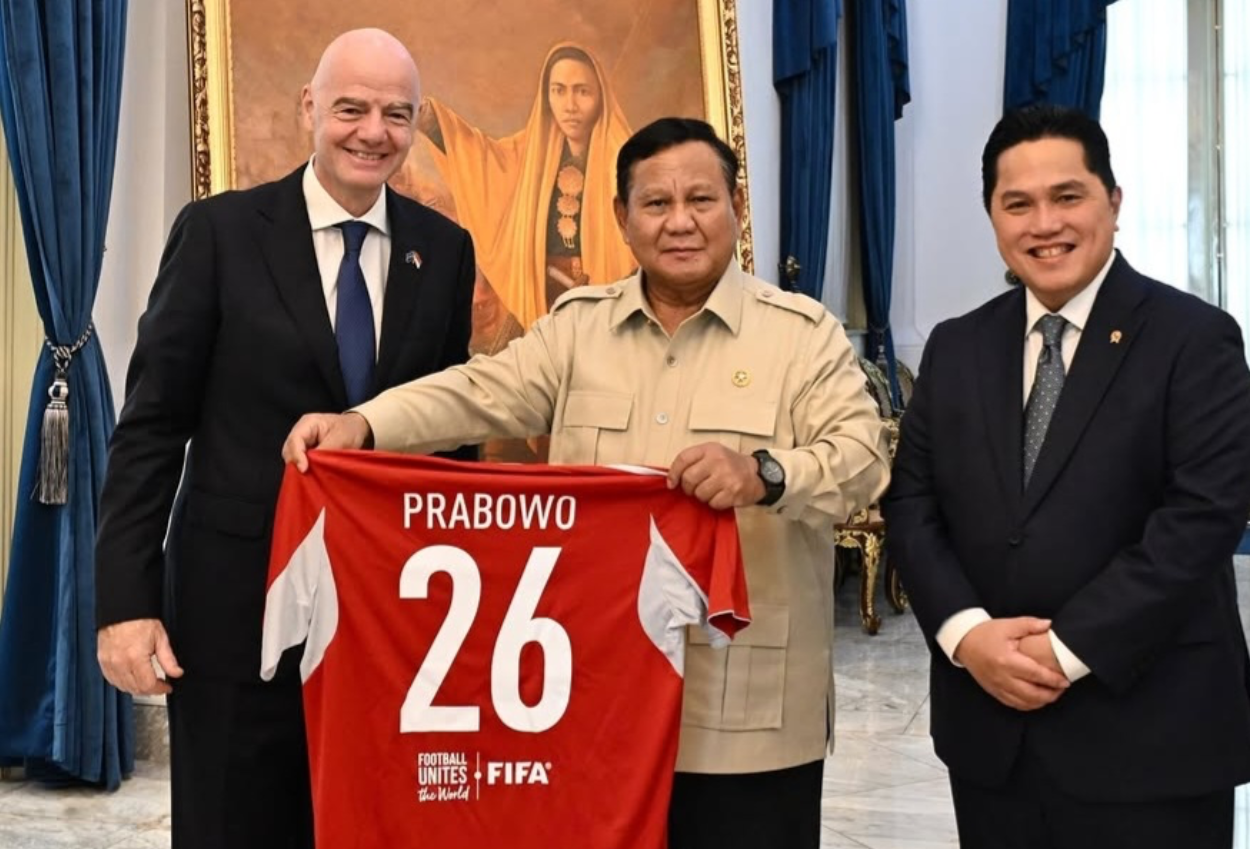 Ketum PSSI Bertemu Presiden FIFA, Siap Perkuat Olahraga Indonesia