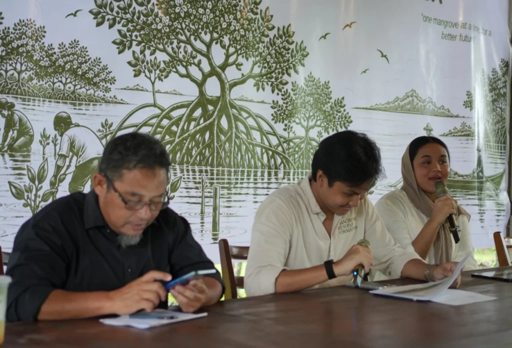 MRF Libatkan Mahasiswa dalam Pelestarian Mangrove