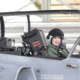 Momen Ratu Thailand Sukses Terbangkan Jet Tempur Gripen Sendirian