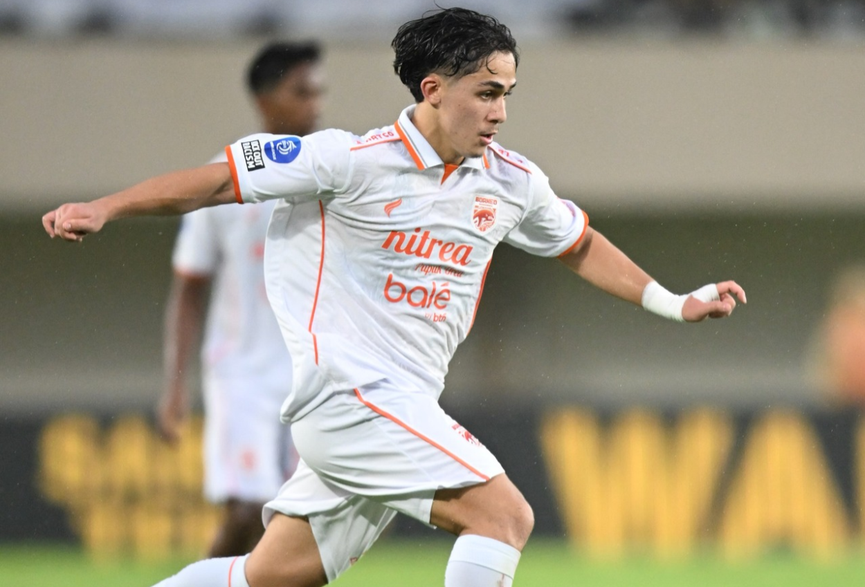 PSS vs Borneo 1 2 Bermain 10 Pemain, Super Elang Jawa Tak Mampu Tahan Serangan Pesut Etam