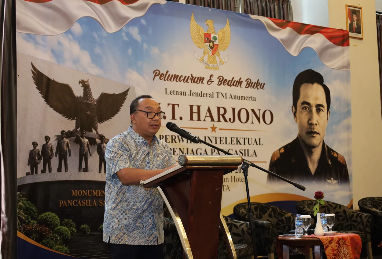 Pemred MPN Indonesia Andry Hariana Rilis Buku M.T. Harjono Saya Harap Buku Ini menjadi Jembatan Antar Generasi