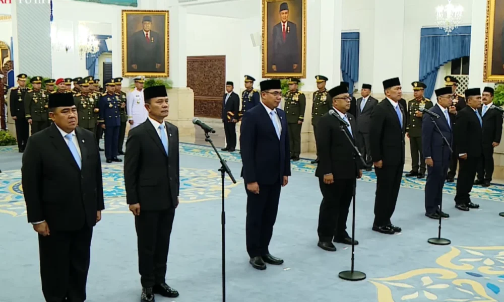 Prabowo Resmi Lantik Yusuf Jauhari dan Richard Tampubolon jadi Wamenhan