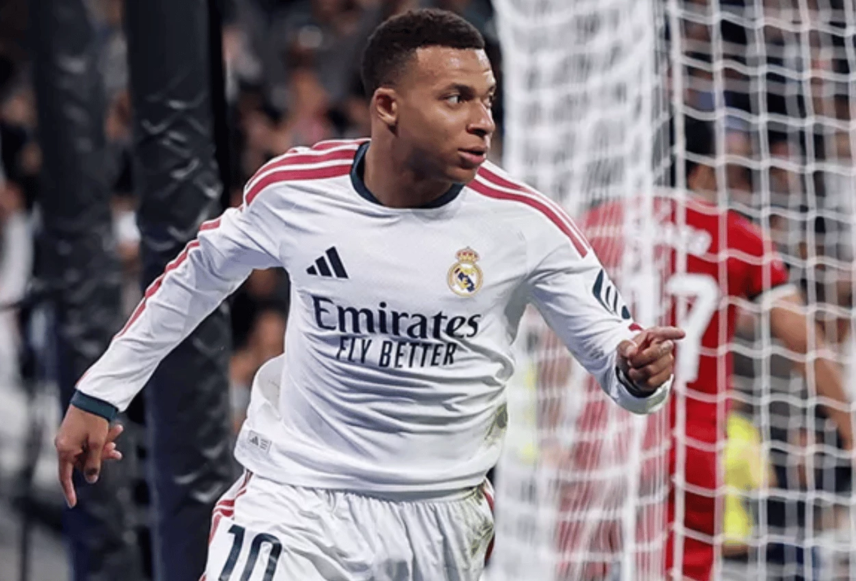 Real Madrid vs Sevilla FC 4 1 Mbappe Brace, Los Blancos Menang