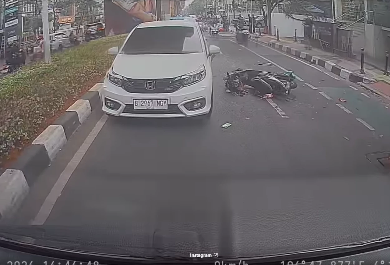 Viral! Kronologi BYD Tabrak 4 Kendaraan dan Lindas Ojol di Blok M Jaksel